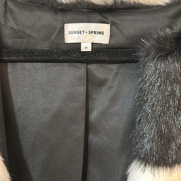 Fur jacket - Picture 2 of 4